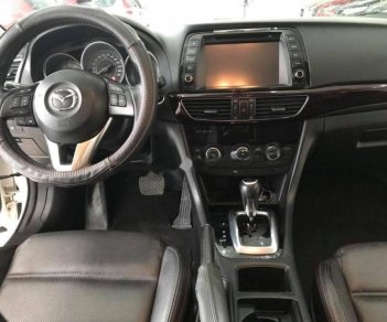 Mazda 6 2.0AT 2014 - Bán xe Mazda 6 2.0AT sản xuất 2014, màu trắng như mới