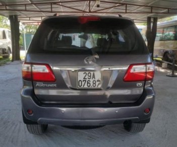 Toyota Fortuner 4x4 AT 2011 - Cần bán xe Toyota Fortuner 4x4 AT sản xuất 2011, giá 565tr