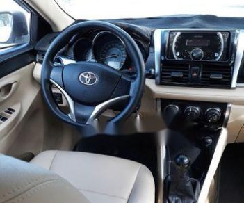 Toyota Vios 2015 - Chính chủ bán Toyota Vios năm 2015, màu vàng cát