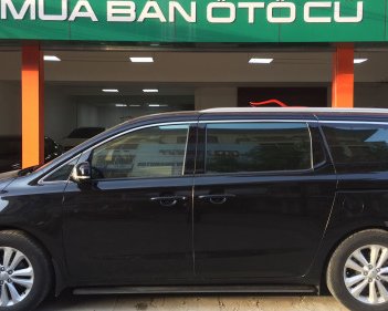 Kia Sedona  2.2L AT  2016 - Bán Kia Sedona 2.2L AT 2016, màu đen