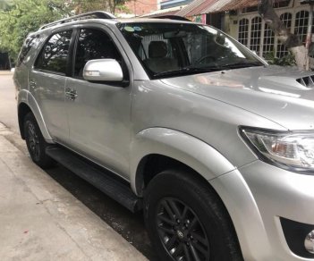 Toyota Fortuner 2.5G 2015 - Bán Toyota Fortuner 2.5G sản xuất 2015, màu bạc