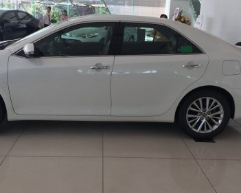 Toyota Camry 2.5Q 2018 - Bán ô tô Toyota Camry 2.5Q năm 2018, màu trắng