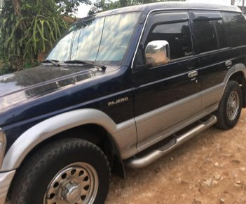 Mitsubishi Pajero 2004 - Cần bán xe Mitsubishi Pajero 2004, màu xanh lam, nhập khẩu giá cạnh tranh