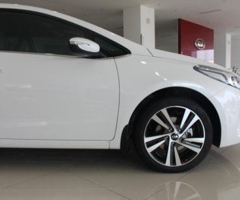 Kia Cerato 1.6 AT 2018 - Siêu ưu đãi - Kia Cerato 1.6 AT giá chỉ còn 589 triệu. Hotline: Tâm 0938.805.635