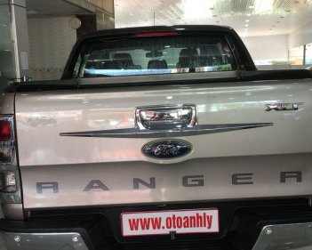 Ford Ranger XLT 2017 - Bán Ford Ranger XLT đời 2017, màu vàng cát