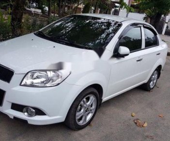 Chevrolet Aveo   LT  2017 - Cần bán gấp Chevrolet Aveo LT sản xuất 2017, màu trắng như mới, giá tốt