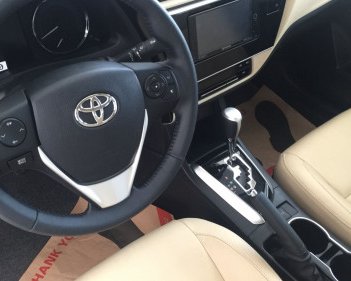 Toyota Corolla altis   1.8G AT  2018 - Bán xe Toyota Corolla altis 1.8G AT năm 2018, màu đen