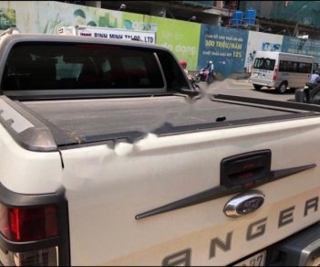 Ford Ranger 2015 - Cần bán Ford Ranger đời 2015, màu trắng, nhập khẩu