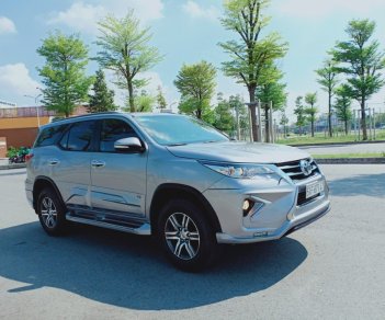 Toyota Fortuner 2017 - Bán Toyota Fortuner đời 2017, màu bạc nhập khẩu nguyên chiếc