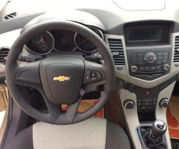 Chevrolet Cruze 2016 - Bán Chevrolet Cruze đời 2016 số sàn