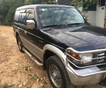 Mitsubishi Pajero 2004 - Cần bán xe Mitsubishi Pajero 2004, màu xanh lam, nhập khẩu giá cạnh tranh