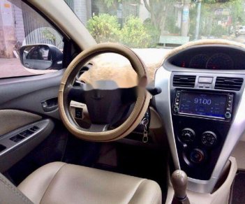 Toyota Vios   E  2013 - Bán Toyota Vios E đời 2013, màu bạc  