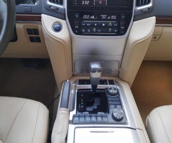 Toyota Land Cruiser VX V8 2016 - Bán xe Toyota Land Cruiser VX V8 sản xuất 2016, màu đen, xe nhập