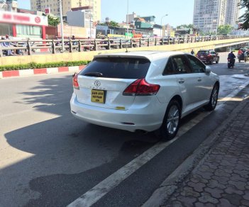 Toyota Venza  2.7 AT 2010 - Bán Toyota Venza 2.7 AT đời 2010, màu trắng, xe nhập, 845tr