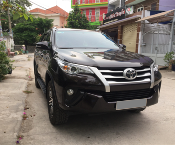 Toyota Fortuner G  2017 - Cần bán xe Toyota Fortuner G đời 2017, màu nâu, xe nhập