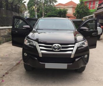 Toyota Fortuner G  2017 - Cần bán xe Toyota Fortuner G đời 2017, màu nâu, xe nhập