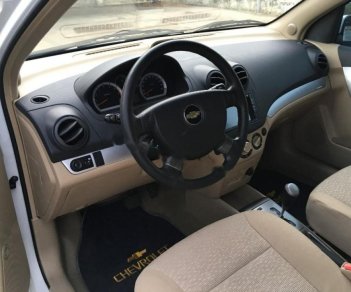 Chevrolet Aveo 2017 - Cần bán xe Chevrolet Aveo năm 2017, màu trắng, giá 395tr