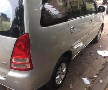 Toyota Innova MT 2006 - Bán ô tô Toyota Innova MT đời 2006, màu bạc chính chủ, giá chỉ 320 triệu