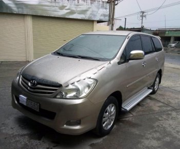 Toyota Innova 2009 - Bán ô tô Toyota Innova đời 2009, màu bạc, 369 triệu