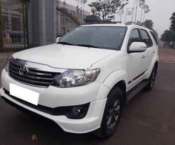 Toyota Fortuner V Sportivo 2015 - Bán Toyota Fortuner V Sportivo đời 2015, màu trắng