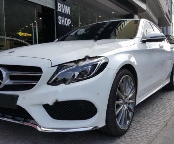 Mercedes-Benz C class C300 AMG 2017 - Bán xe Mercedes C300 AMG sản xuất năm 2017, màu trắng