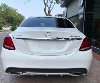 Mercedes-Benz C class C300 AMG 2017 - Bán xe Mercedes C300 AMG sản xuất năm 2017, màu trắng