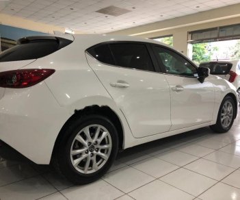 Mazda 3 1.5L 2015 - Bán xe Mazda 3 1.5L năm 2015, màu trắng chính chủ, giá chỉ 609 triệu