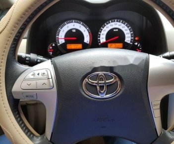 Toyota Corolla altis 2013 - Chính chủ bán Toyota Corolla altis đời 2013, màu vàng cát