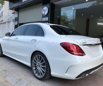 Mercedes-Benz C class C300 AMG 2017 - Bán xe Mercedes C300 AMG sản xuất năm 2017, màu trắng