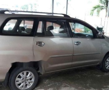 Toyota Innova   2011 - Cần bán lại xe Toyota Innova năm 2011, màu bạc