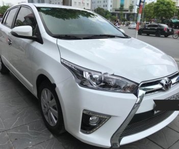 Toyota Yaris 2015 - Bán ô tô Toyota Yaris đời 2015, màu trắng, nhập khẩu như mới giá cạnh tranh