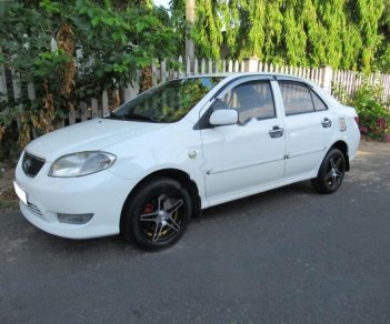 Toyota Vios 1.5G 2003 - Bán Toyota Vios 1.5G sản xuất năm 2003, màu trắng xe gia đình, 225 triệu