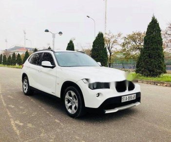 BMW X1 2011 - Bán xe BMW X1 đời 2011, màu trắng