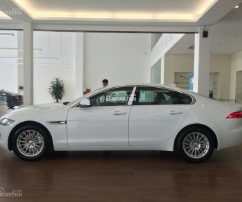 Jaguar XF 2016 - Cần bán giá xe Jaguar đời 2017, 2.0, màu trắng, bảo hành, hotline 0932222253