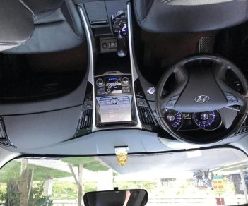 Hyundai Sonata 2.0 AT  2010 - Bán xe Hyundai Sonata 2.0 At full đời 2011, màu xám (ghi), nhập khẩu