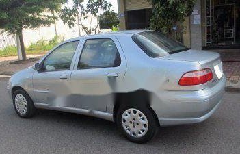 Fiat Albea 2004 - Cần bán lại xe Fiat Albea đời 2004, màu bạc, giá tốt