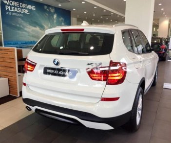 BMW X3 xDrive20i 2017 - Cần bán BMW X3 xDrive20i năm sản xuất 2017, màu trắng, xe nhập