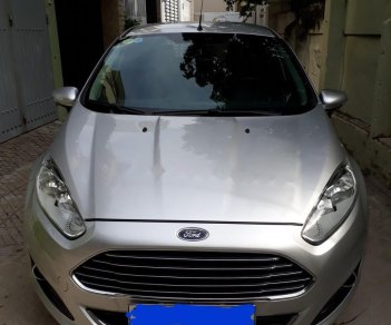 Ford Fiesta S 2013 - Cần bán Ford Fiesta S đời 2013, màu bạc số tự động giá cạnh tranh