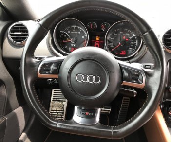Audi TT 2,0 2009 - Bán xe Audi TT 2,0 năm sản xuất 2009, màu trắng, xe nhập số tự động