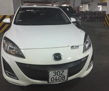 Mazda 3 2011 - Cần bán gấp Mazda 3 năm sản xuất 2011, màu trắng, nhập khẩu nguyên chiếc