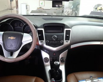 Chevrolet Cruze   MT  2011 - Cần bán lại xe Chevrolet Cruze MT đời 2011 số sàn, giá tốt