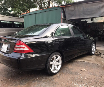 Mercedes-Benz C class C180  2005 - Bán xe Mercedes-Benz C class năm 2005 màu đen, giá 295 triệu