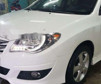 Hyundai Avante  1.6 AT 2011 - Cần bán xe Hyundai Avante 1.6 AT năm 2011, màu trắng xe gia đình, 388tr