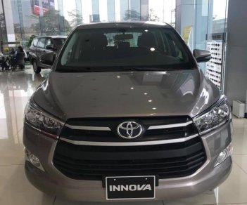 Toyota Innova E 2018 - Bán Toyota Innova đời mới nhất 2018, trả góp 100%