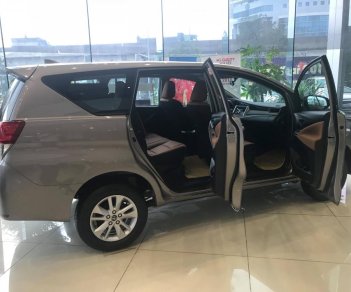 Toyota Innova E 2018 - Bán Toyota Innova đời mới nhất 2018, trả góp 100%