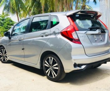 Honda Jazz RS 2018 - Bán ô tô Honda Jazz RS 2018, màu bạc, xe nhập