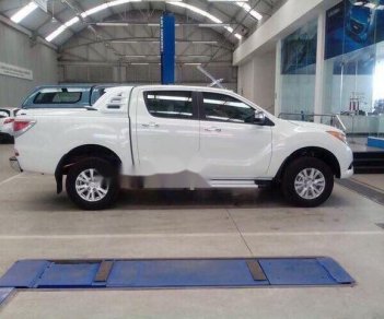 Mazda BT 50 2017 - Bán Mazda BT 50 sản xuất 2017, màu trắng 