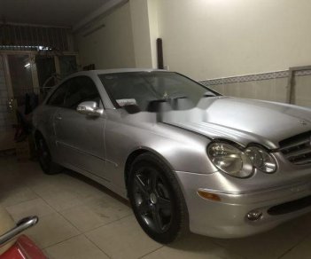 Mercedes-Benz CLK class  320 2005 - Bán ô tô Mercedes 320 sản xuất năm 2005, màu bạc, xe nhập, giá chỉ 585 triệu