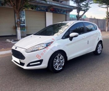 Ford Fiesta 2014 - Cần bán gấp Ford Fiesta đời 2014, màu trắng số tự động, 415 triệu