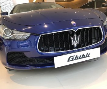 Maserati Ghibli 2017 - Bán xe Maserati Ghibli chính hãng giá tốt nhất, bán Maserati màu xanh độc, đại lý Maserati chính hãng